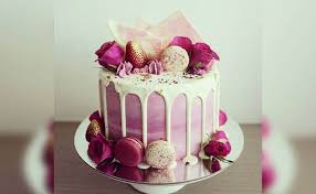 No matter what element of cake design interests you, udemy has a course to help you learn it. 9 Wedding Cake Trends In 2021 Bakingo Blog
