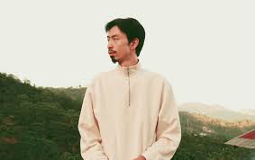 Mới đây, đen vâu bất ngờ tung ra teaser mv hé lộ sản phẩm âm nhạc trở lại có tên trốn tìm. Ä'en Vau Ä'á»•i Thong Ä'iá»‡p Tá»« Ä'i Vá» Nha Thanh Khoan Vá» Nha Ä'á»ƒ Keu Gá»i Phong Dá»‹ch Covid 19 Yeah1 Music