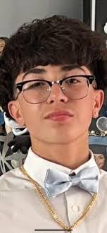 Edwin Villagomez's Instagram, Twitter & Facebook