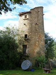 Les Pigeonniers De L Aveyron Pigeonnier Aveyron Le Manoir