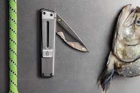 We're not sure if the name is supposed to sound something like james bond or not, but we do know that they are in their own words, this is the knife they wanted to carry everyday, and you can't really argue with that. James Brand The Chapter Knife The Coolector