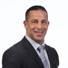 Alex Saad's Instagram, Twitter & Facebook