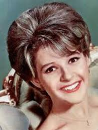 Starmer proudly introduced our 1st woman Chancellor of the Exchequer. Are  you still clapping Rachael from Accounts?