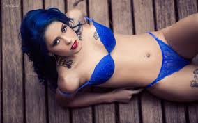 Tati Zaqui - Paparazzo