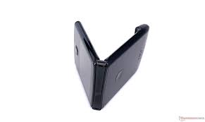 Motorola Razr 2019 Smartphone Review ...