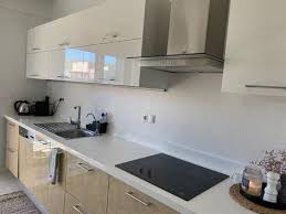 Mutfak temizliğinde sirke, karbonat ve limon ile yapabileceğiniz 10 pratik bilgi, merhabalar arkadaşlar sizlerden gelen istekler doğrultusunda kimyasal karıştırmadan mutfakta yapılan temizlik yöntemlerini 10 madde halinde paylaştık. Gunluk Mutfak Temizligi Youtube Mutfak Kurulama Bezi Beyaz Sirke