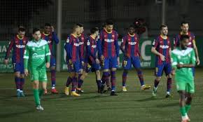 Gelbe karte (ue cornella) agus medina ue cornella. Lmu8kiirio2txm