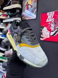 New Balance 997