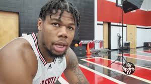 🏀 Louisville Cardinals Sydney Curry