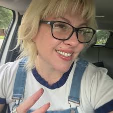 Haley Newton (@haley.newton.98) • Facebook