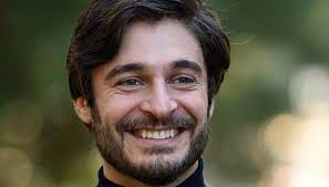 Lino guanciale (avezzano, italy, 1979) graduated in 2003 from the silvio d'amico national academy of dramatic arts, where he won the gassman prize as best actor of the previous ten years. Lino Guanciale Reveals The Background Of Love For Antonella Liuzzi World Today News