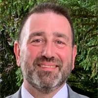 Stephen Askey's Instagram, Twitter & Facebook