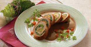 Putenrouladen Mit Wirsingfullung Rezept Rezepte Lebensmittel Essen Kochrezepte