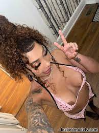 hannahmarieroyal  hannahmarieroyal2 Nude Leaks OnlyFans Photo 21 - Leaked  Models