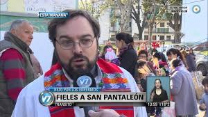 El 27 de julio es fiesta de san pantaleón, un médico mártir nacido a fines del siglo iii en nicomedia (en la actual turquía). Vision 7 Rezo Por Los Enfermos En San Pantaleon Youtube