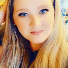 Merry Christmas, Facebook fam 🎄✨ I'm so grateful for every single one of  you who follows, supports, comments, and shows love