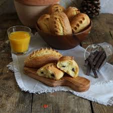 Briochettes Ou Navettes Au Chocolat Recette En 2020 Alimentation Levure De Boulanger Deshydratee Patissiere