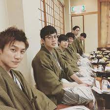 トット多田さんはinstagramを利用しています あけましておめでトットちゃん トット 単独ライブ １月21日 土 よしもと漫才劇場 20時開演 立ち見券まだあります 来て下さい 桑原 ラップの動画ばっかり見んな ウェイヨー お笑い 笑い ライブ