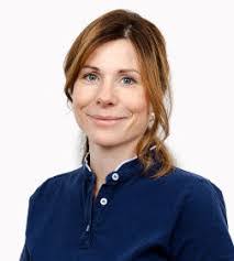 Anita Straub's Instagram, Twitter & Facebook