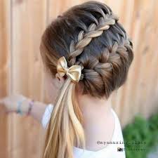 70 Niedliche Flechtfrisuren Kinder In 2020 Flechtfrisuren Geflochtene Frisuren Frisuren