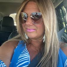 Where are all the knee replacement people in their 40s?