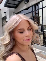 Luxury hair and makeup artists wanted for collaborations