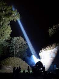 Unikatowy reflektor przeciwlotniczy z czasów II wojny trafił do muzeum w  Świnoujściu