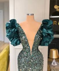 Elegant Dresses Has Never Been So Gorgeous Since The Beginning Of The Year Many Girls Were Looking For Our In 2020 Fashionista Clothes Fashion Outfits Fashion Dresses