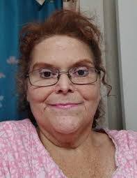 Lynn Boyd's Instagram, Twitter & Facebook