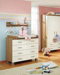 Zuerst das gitterbett und laufgitter. Wickelkommode Leo Mit Stopp Funktion Bild 2 Schoner Wohnen