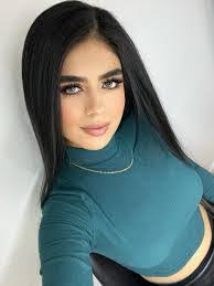 Nasrin Anvar's Instagram, Twitter & Facebook