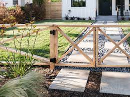 A garden fence defines the look of your home. 17 Beautiful Garden Fence Ideas