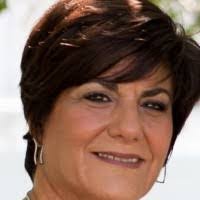 Stacy Maynard's Instagram, Twitter & Facebook