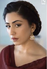 Evening Glam Makeup for Naeema Butt