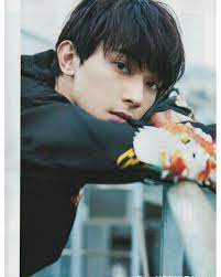 handsome japan おしゃれまとめの人気アイデア pinterest shion 吉沢 亮 吉沢 高校生 髪型