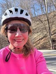 How does i-Pedal work in KIA EV6 and its impact