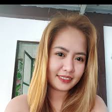 Dinner time, lods. A little hi from below, idol, I'm sure you'll be noticed  by our fellow cc.