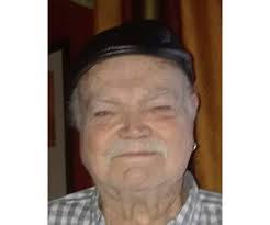 Everett Agee's Instagram, Twitter & Facebook