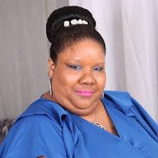 Victoria Pasley's Instagram, Twitter & Facebook