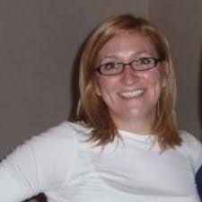 Karen Setzer's Instagram, Twitter & Facebook