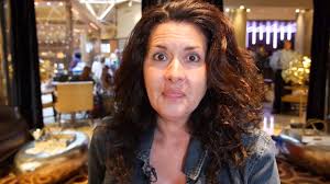 Vicky Vickers's Instagram, Twitter & Facebook