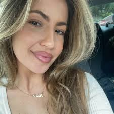 KIM PRIEST LOS ANGELES BRIDAL HAIRSTYLIST (@prettylittlehairrr) • Instagram  photos and videos