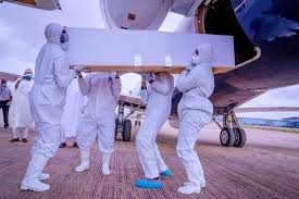 19 hours ago · news hushpuppi: Bbc News Hausa On Twitter Hotunan Jana Izar Malam Abba Kyari Shugaban Ma Aikatan Fadar Shugaban Najeriya Wanda Ya Rasu Ranar Juma A Sakamakon Fama Da Coronavirus Abbakyari Abbakyaridead Abbakyariburial Bbchausa Bbchausa Https T Co 5hrj1hy5w1