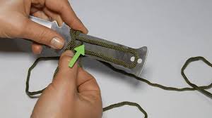 Tape it to the handle at a point just beneath the blade of the knife. 3 Ways To Wrap Paracord Around A Knife Handle Wikihow