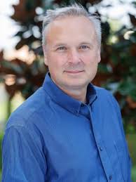 Brian Kratzer's Instagram, Twitter & Facebook