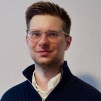 10 "Dennis Thun" profiles