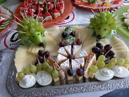 Obst Und Gemuse Schnitzen Kreative Ideen Und Anleitungen Fur Jeder Gesunde Ernahrung Rezepte Zenideen Kaseplatte Selber Machen Kaseplatte Anrichten Partyplatten