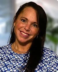 Julie Showalter's Instagram, Twitter & Facebook