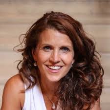 Diane Giunta's Instagram, Twitter & Facebook