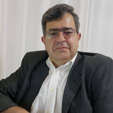 Esta manhã em minha cotidiana atualização das redes me deparei aqui no  LinkedIn com os meus vínculos profissionais ao longo das últimas três  décadas. São organizações de primeiríssima linha onde tive… |